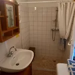 Apartment Climatise 35 M2 Pour 1 Couple - Piscine Partagee - *
