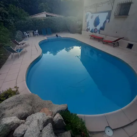 Climatise 35 M2 Pour 1 Couple - Piscine Partagee - Apartment